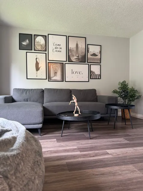 Contemporary detached home in St Boniface Winnipeg - Image 1