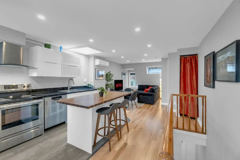 The Gallery - Designer 3BR - Downtown - Patio - Image 1