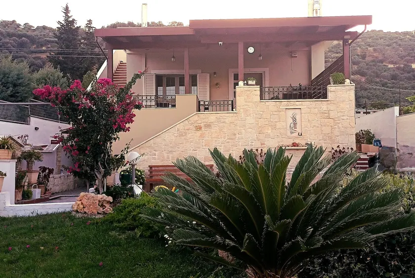 Verdalia Private Holiday House - Image 1