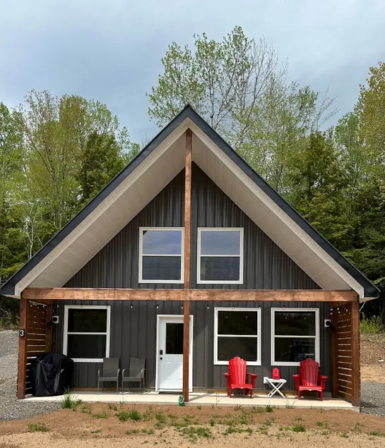 White Rock Cabin #3 - Image 1