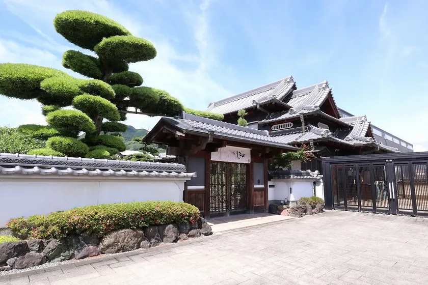 Koyasan Pilgrimage Route/Machishido Road/Junwa-style Architecture - Image 1