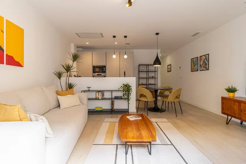 Allo Apartments San Clemente + Parking + Pool - Image 1