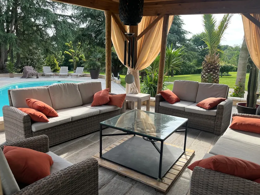 Ideal for stays for families or groups of friends - Image 1