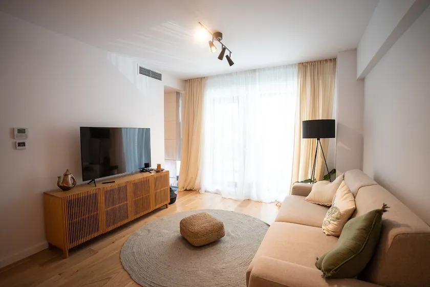 The Level Sanctuary: Free Parking & Netflix - Image 1