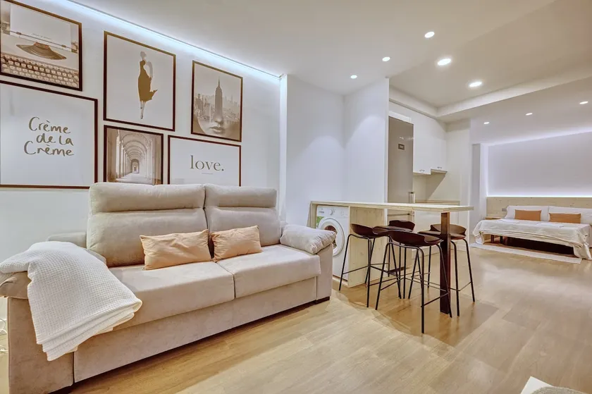 Apartamento Alma de Navarreria by Clabao - Image 1