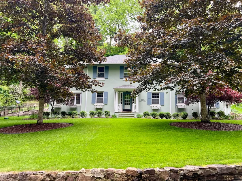 Historic Home Steps from The Omni Homestead Resort - Image 1