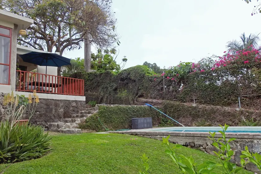 Palmira Vihara - Image 1