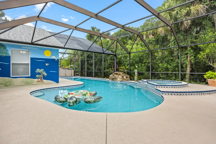 Turquoise Turtle Cove-25 Mins to the Beach & Port! - Image 1
