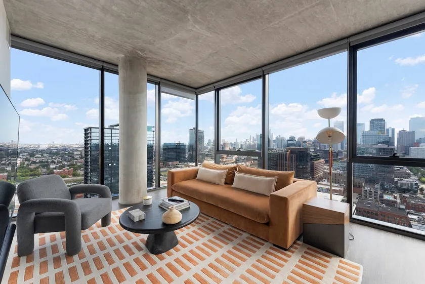 Sky-High 2BR w/ Gym & City Views - Image 1
