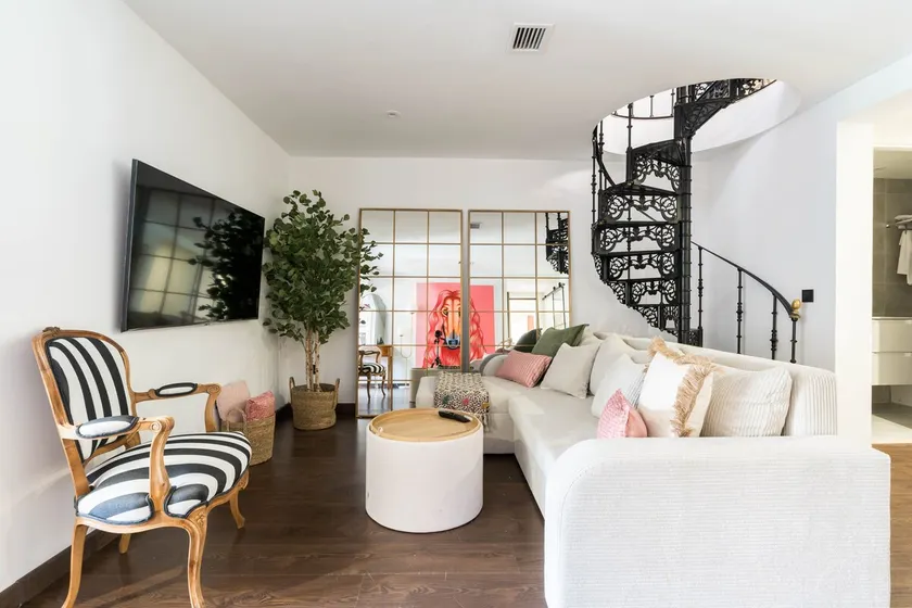Apartamentos de Eva, premium 2-bedroom duplex, 2... - Image 1
