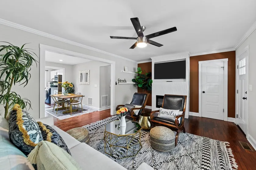 Stylish House Open Concept 2 Kingbedrooms 1 Office - Image 1