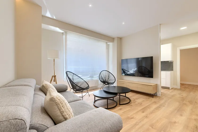 Centrally Located and Modern Tourist Accommodation in Tivoli - Image 1