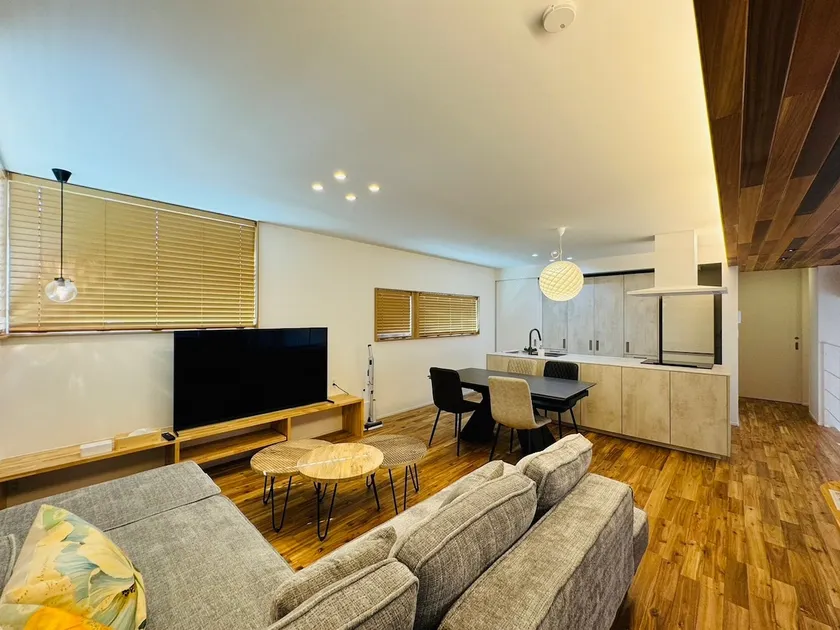 hivi trois/new building/1 building rental/BBQ stove/central Awaji Island - Image 1