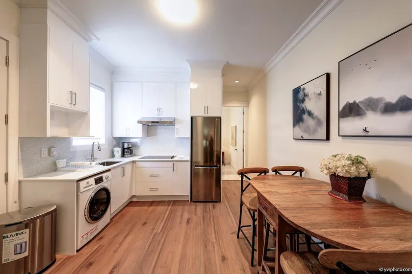 Luxury 2BR Suite in Richmond near YVR/Steveston - Image 1