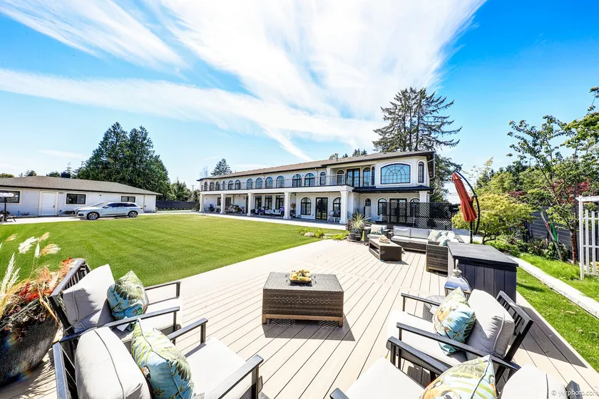 Private Cozy 2BR Suite in Richmond’s Luxury Estate - Image 1