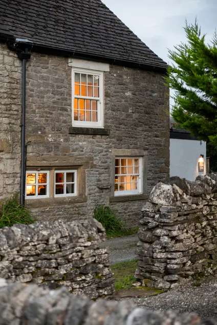 Luxury cosy cottage with log burner - Image 1