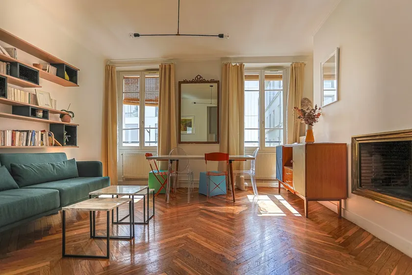 2Br - 5pax Near Bastille - Image 1