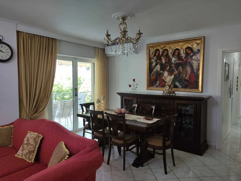 Emilia and Nikos Marousi apartment - Image 1