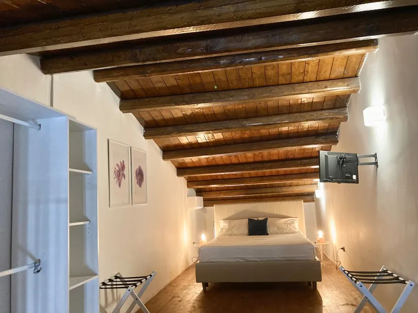 The House of Pippo - Augusta (Sr) - Image 1