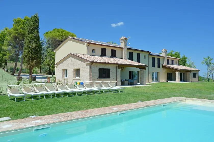 Almifiole Holiday Home - Image 1