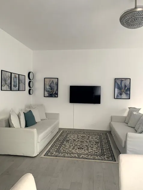 ”Loft” apartment in Villa Vittorio Veneto - Image 1