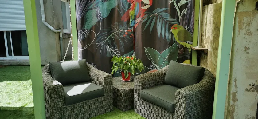Townhouse ”The Palm Tree” - Image 1