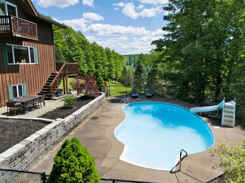 Poolside Paradise on Plum Creek - Image 1