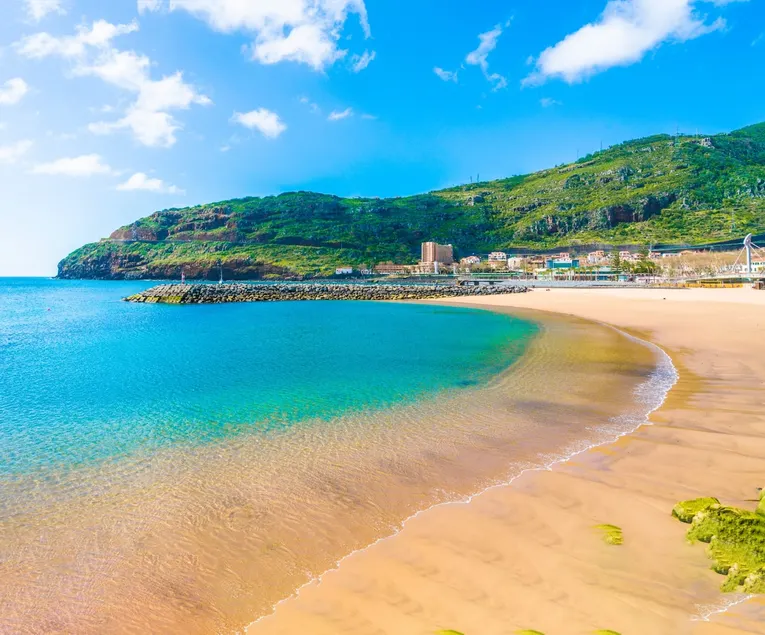 Machico flat center near beach w parking - Image 1