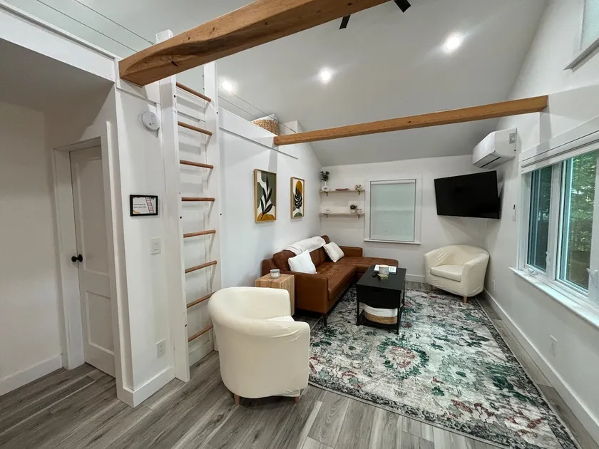 Newly Renovated White Mountain Cottage - Image 1