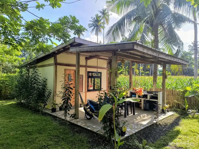 J&G guesthouse. Sustainable, off the grid cabin. - Image 1