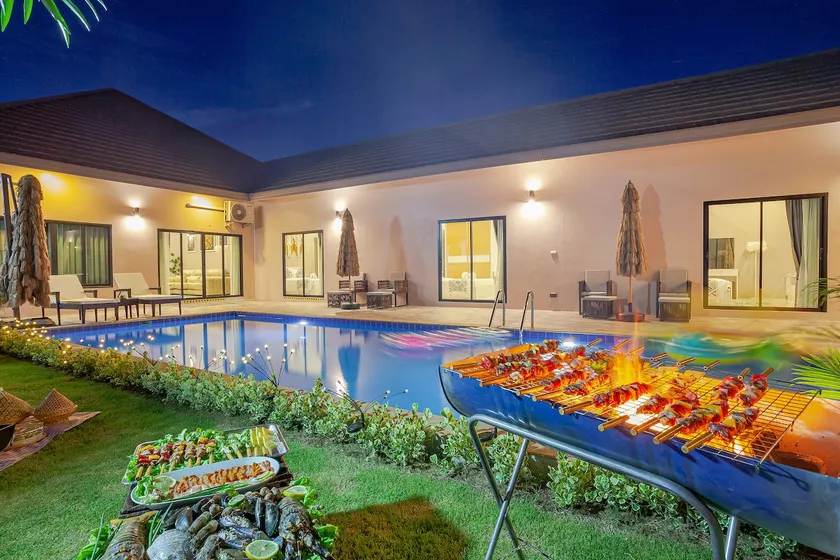 【Party｜BBQ】Charming Elegant Tropical Pool Villa - Image 1