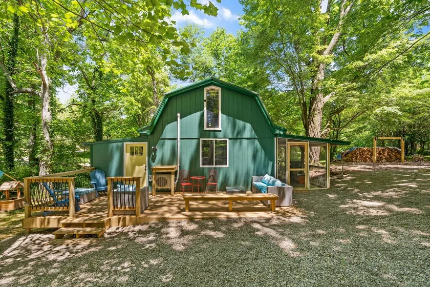 Happy Hollow cottage @ Patoka - Image 1