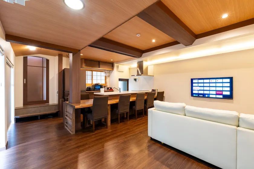 Private/natural hot spring 3 minutes/large TV/kitchen/washing machine and gas dryer/60 minutes to Koyasan/ - Image 1