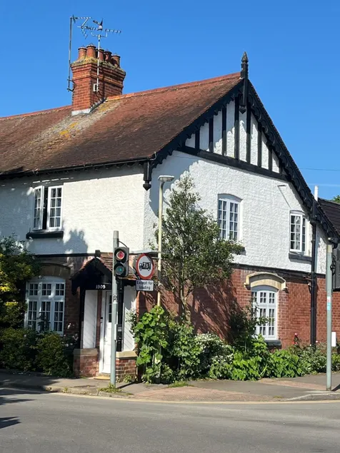 Hunky Dory Cottage - Image 1