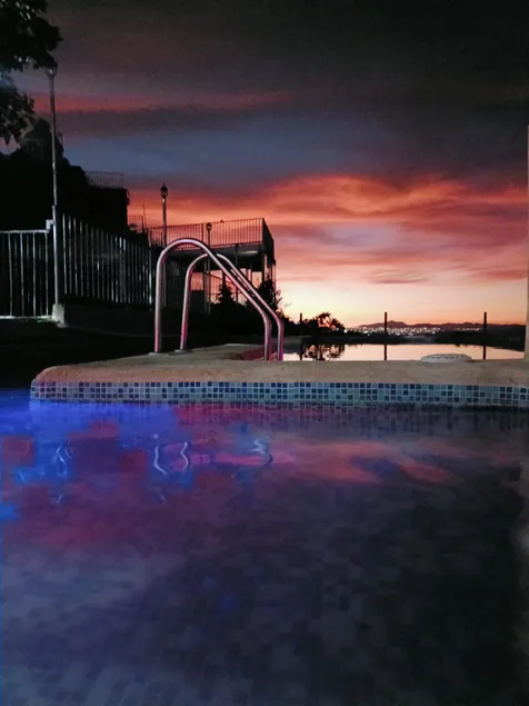 Panoramic villa with pool - Image 1