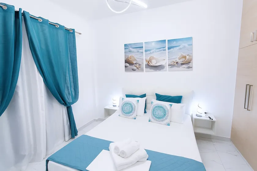 Lily's modern apartment downtown Skala - Image 1