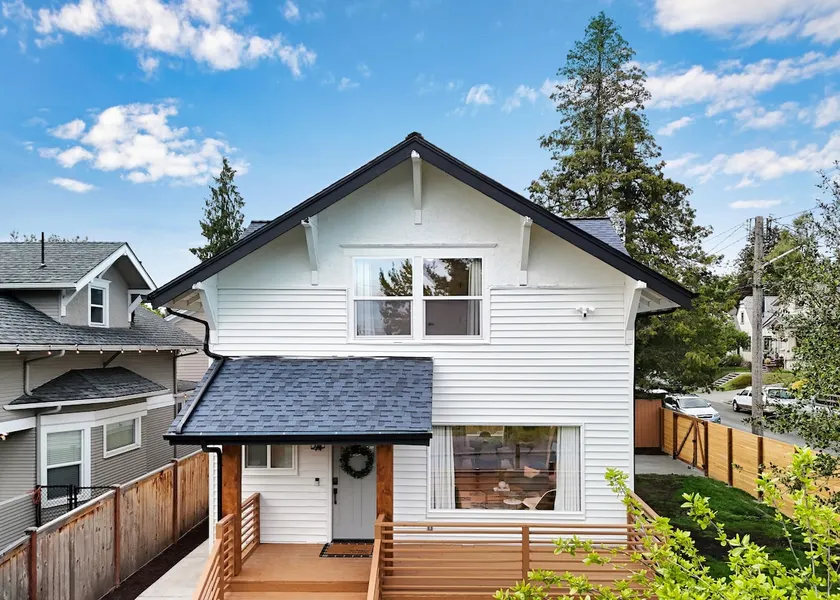 Newly Renovated 11 ppl Mins to WorldCup Cap Hill - Image 1
