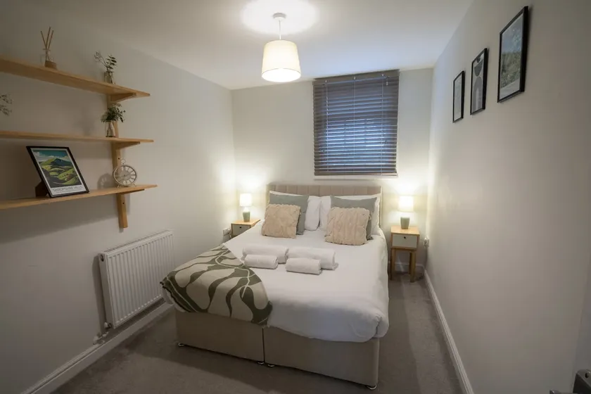 3 Bed Town House, Close to Shrewsbury Centre - Image 1