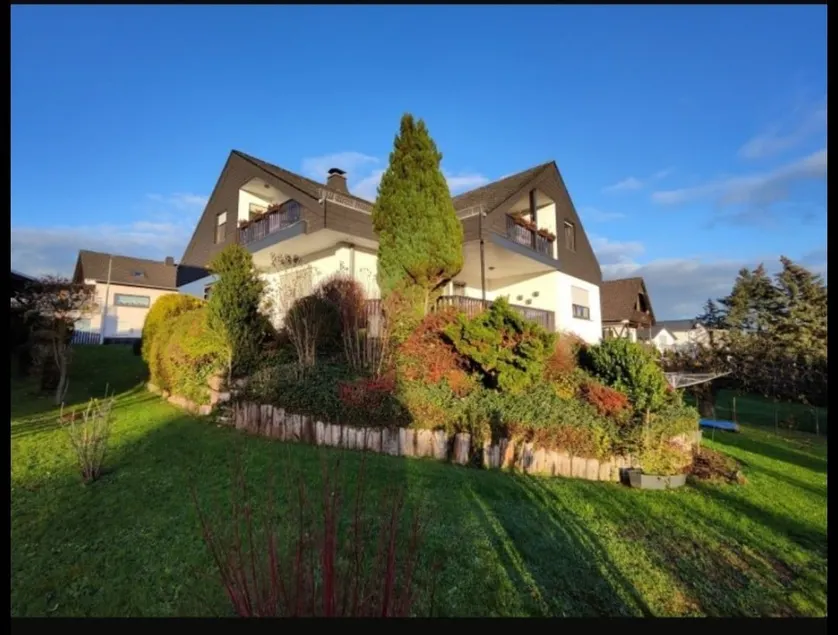 *very cozy large apartment* - Image 1
