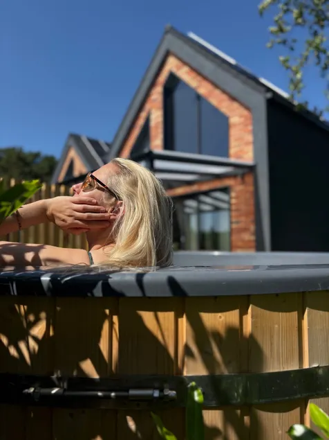 House with a garden hot tub IV - Image 1