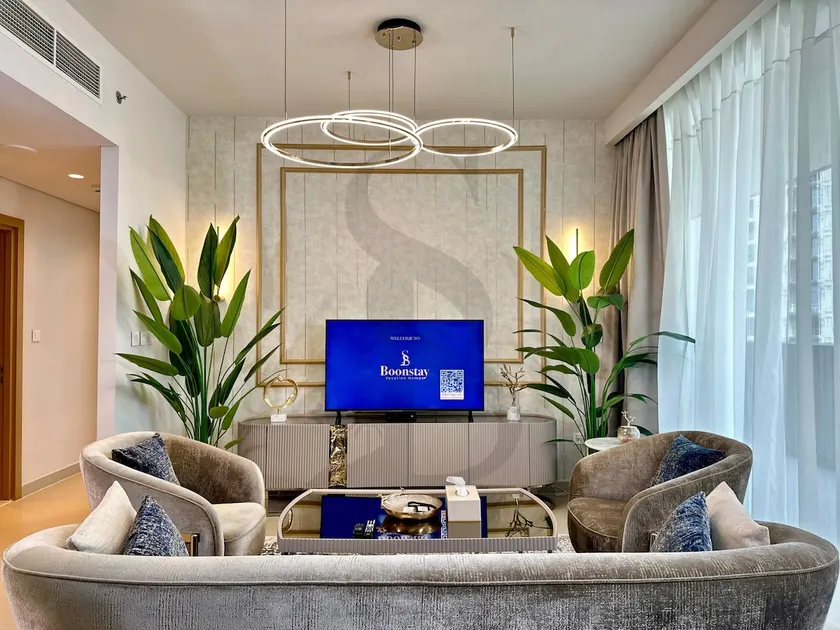 Amazing Water View Luxury 2 Br Prime Location - Image 1