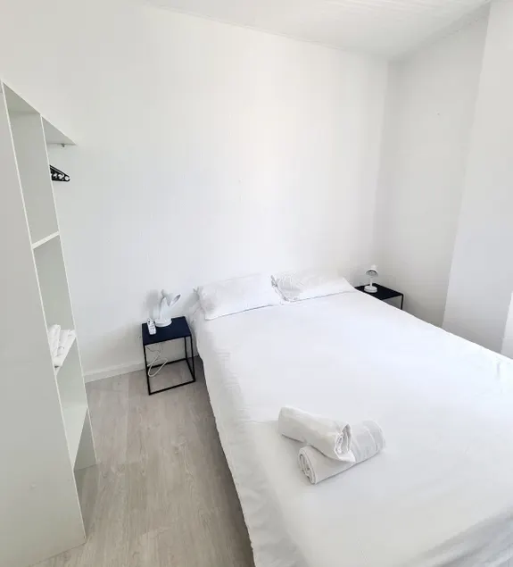 Large studio Manosque 300 m from the station - Image 1