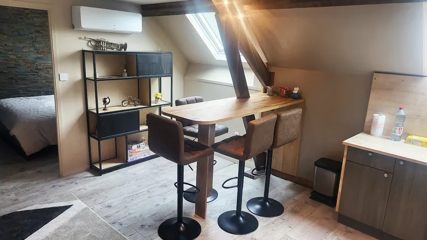 Cozy Loft near Saint Quentin, near highway - Image 1