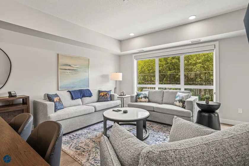 The Westview - 2 Bed/2Bath Sleeps 6 - Image 1