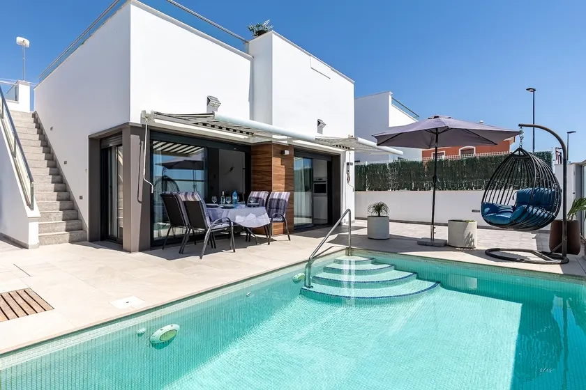 Quiet Vila Rosa Blanca in Roda + Pool - Image 1