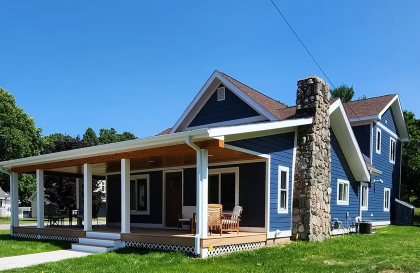 Cedar Hill Cottage perfectly located in downtown Boyne City! - Image 1