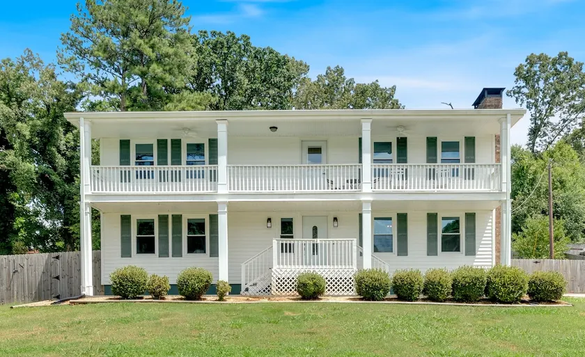 Cartersville Colonial - Close to Lakepoint - Image 1