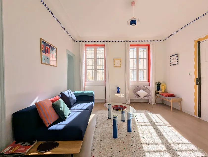 Pop Castle in Chantilly • 70 m2 • 2 bedrooms - Image 1