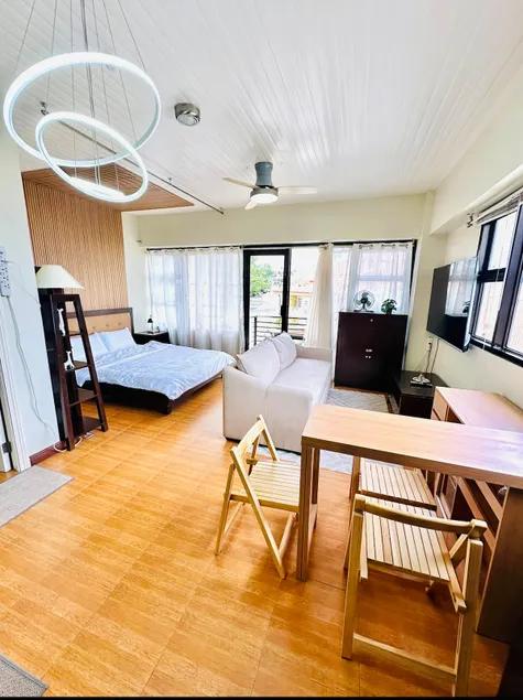 Gardenville Hotel - Image 1