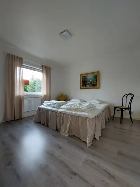 Spacious apartment in the middle of Småland, 1st floor. - Image 1